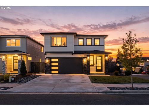 207 W Laurel St, Washougal, WA, 98671-7030 | Card Image