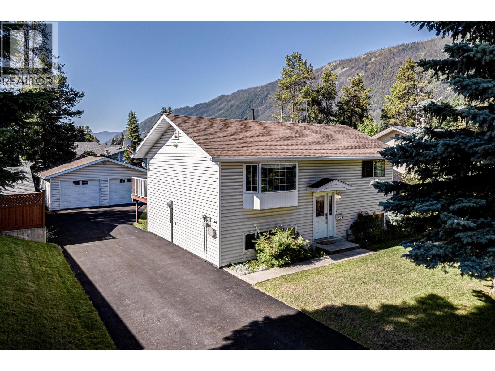 Residential in Sparwood
