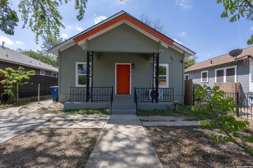 1010 W Lynwood Ave, San Antonio, TX, 78201-5247 | Card Image