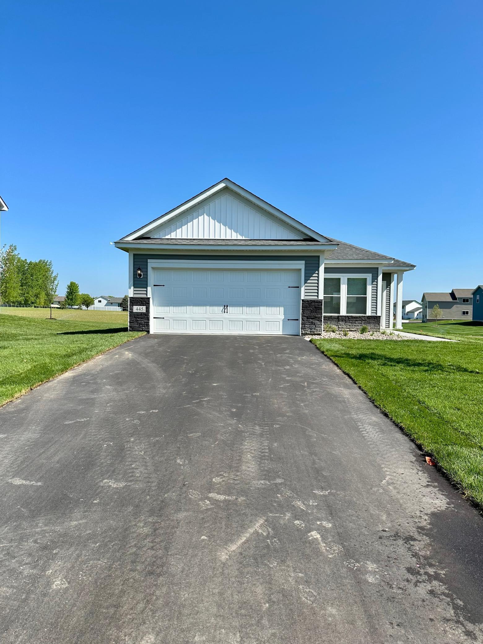 Wildflower Ln, Waverly, MN 55390