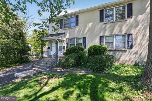 325 Manor Rd, HATBORO, PA, 19040-2714 | Card Image