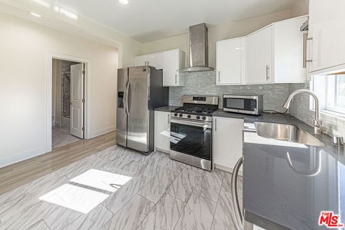 801 N Alexandria Ave, LOS ANGELES, CA, 90029 | Card Image