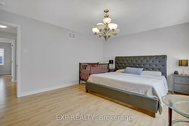 2021 Elevation Rd, House attached with 3 bedrooms, 3 bathrooms and 2 parking in Nepean ON | Image 23