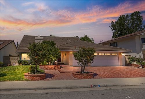 23661 Via Beguine, Valencia, CA, 91355-3230 | Card Image