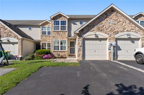 5507 Stonecroft Lane, Lower Macungie Twp, PA, 18106 | Card Image