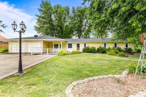 4132 W Farm Road 172, Brookline, MO, 65619-8283 | Card Image