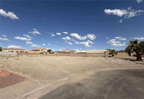 3770 Logans Ct, Bullhead City, AZ, 86442-8724 | Card Image
