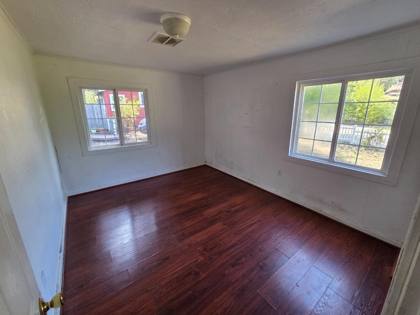Commercial Sale in Ben Lomond 5