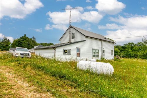 {{alt}} | Card Image