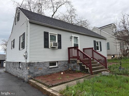 7 Rutherford Rd, HARRISBURG, PA, 17109-4530 | Card Image