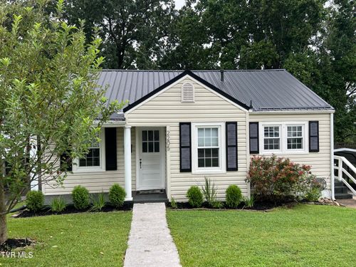 2205 Stadium Drive, Kingsport, TN, 37664 | Card Image