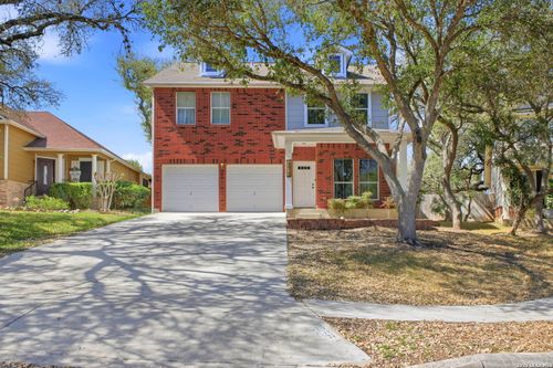 8631 Branch Hollow Dr, Universal City, TX, 78148-3202 | Card Image