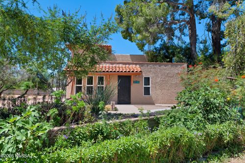 a-6580 E Calle La Paz, Tucson, AZ, 85715 | Card Image