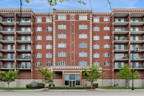 301-650 S River Rd, Des Plaines, IL, 60016-4786 | Card Image