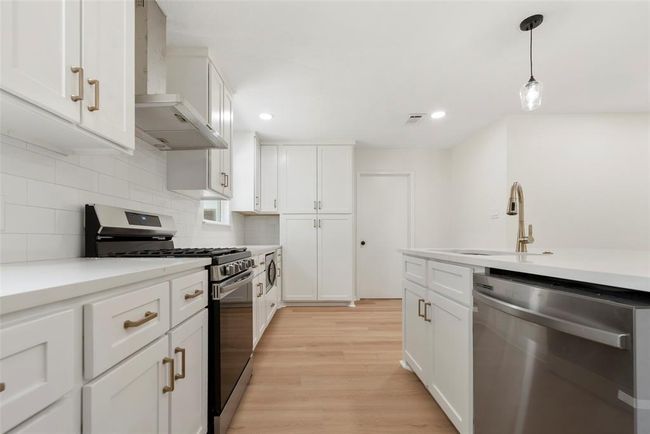 2610 Moss Hill Dr, House other with 4 bedrooms, 2 bathrooms and 2 parking in Houston TX | Image 14