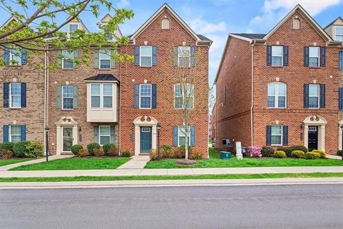 1922 Georgetown Dr, Sewickley, PA, 15143-6502 | Card Image