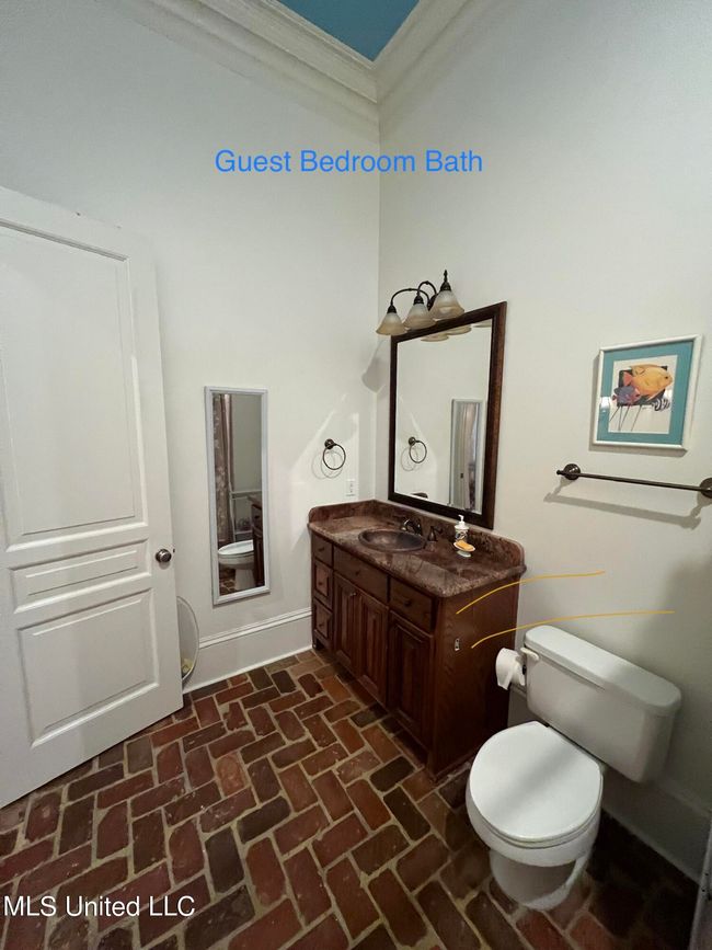Guest bath | Image 125