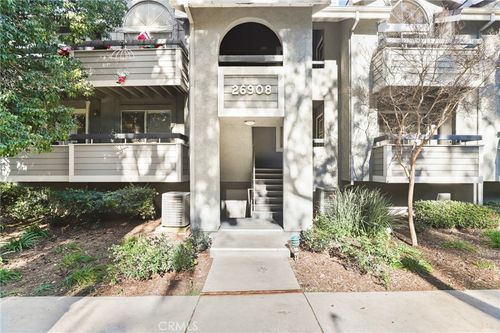 464-26908 Flo Ln, Canyon Country, CA, 91351-5515 | Card Image