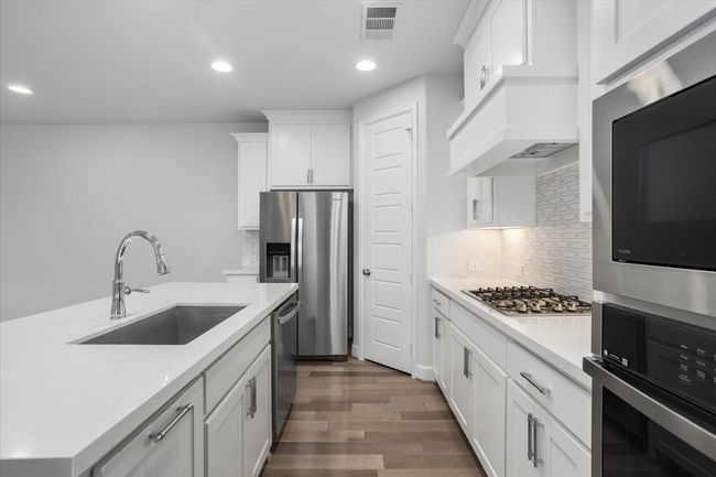 2240 Drake St, Condo with 3 bedrooms, 3 bathrooms and null parking in Aledo TX | Image 11