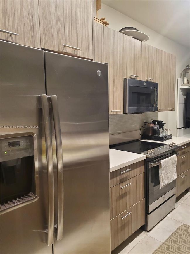 UNIT-9 - 10407 Nw 82 Nd St, Condo with 3 bedrooms, 3 bathrooms and null parking in Doral FL | Image 6