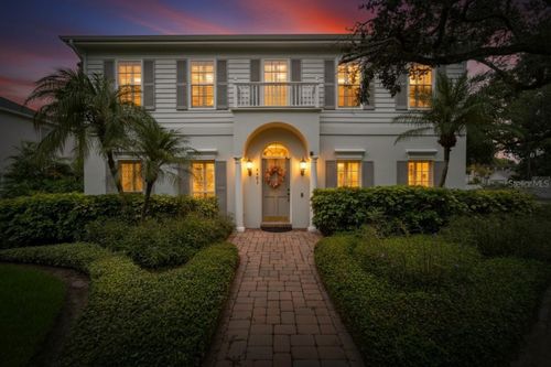 4401 W Cleveland St, Tampa, FL, 33609-2616 | Card Image