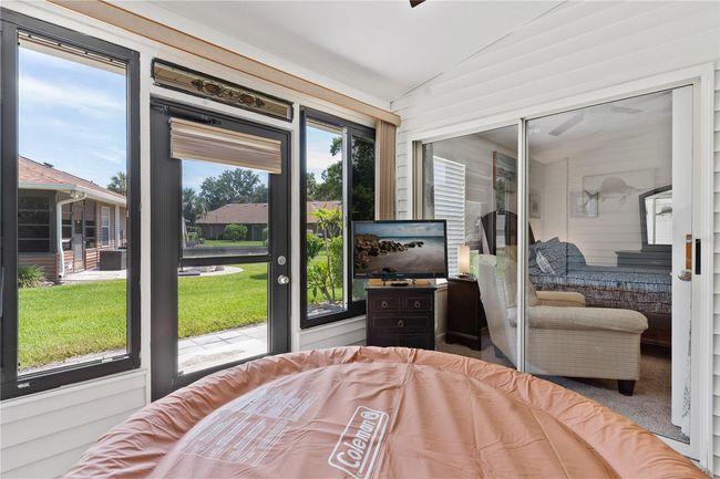 5512 Rosewall Cir, House other with 2 bedrooms, 2 bathrooms and null parking in LEESBURG FL | Image 32