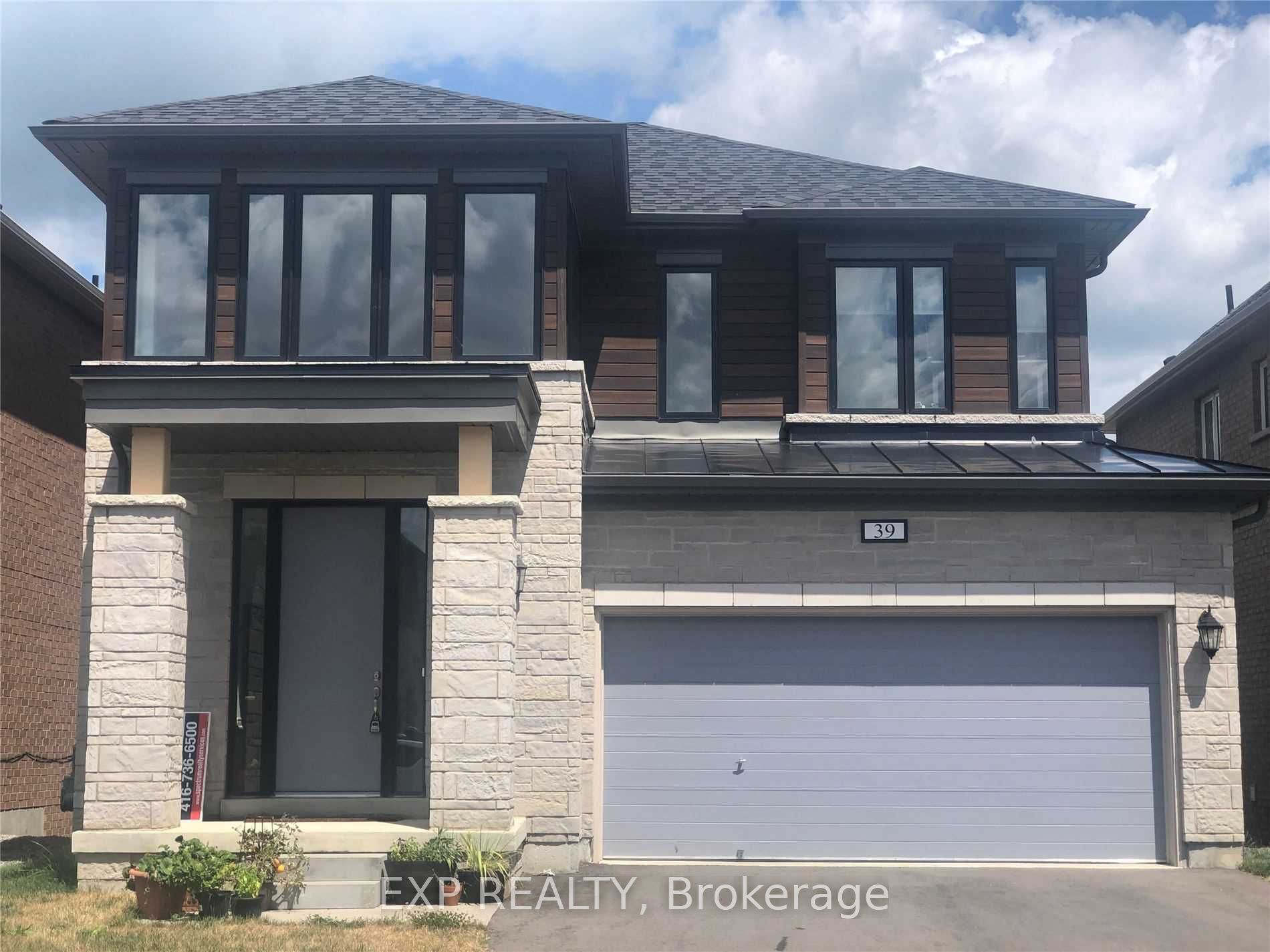 Residential Lease in Hamilton