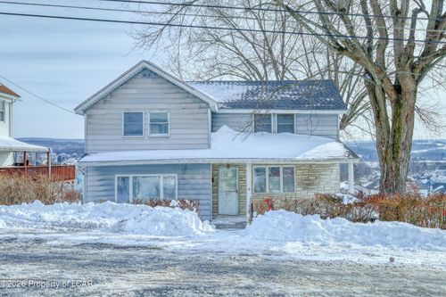 210 Gorham Ave, Mayfield, PA, 18433-1735 | Card Image