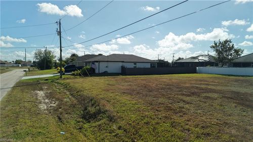 2502 Nw 1st St, Cape Coral, FL, 33993-8944 | Card Image