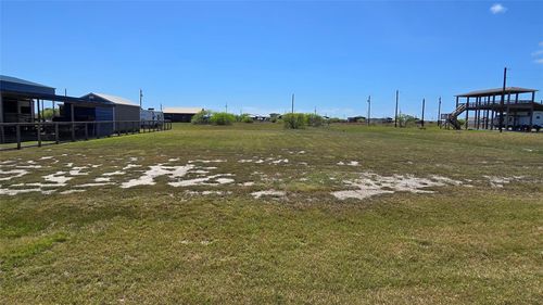 266 Ladyfish, Palacios, TX, 77465-2047 | Card Image