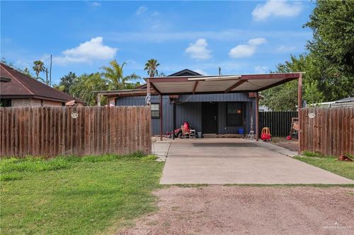 524 E Fannin Ave, Alamo, TX, 78516-2750 | Card Image