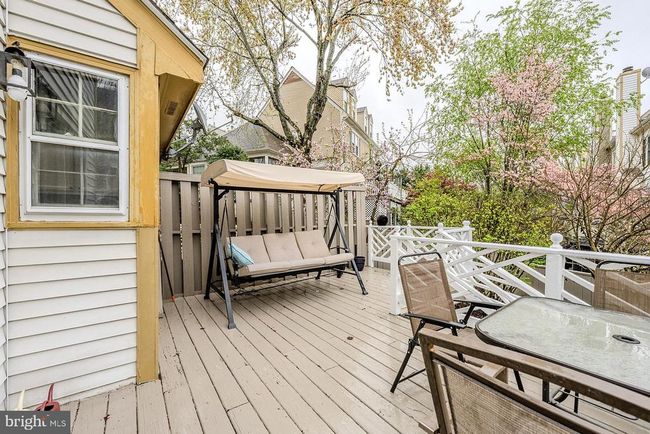 12836 Mill Brook Ct, Townhouse with 4 bedrooms, 4 bathrooms and null parking in WOODBRIDGE VA | Image 33