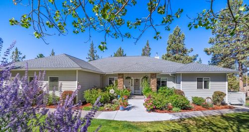 10046 Dowitcher Rd, Klamath Falls, OR, 97601-8679 | Card Image