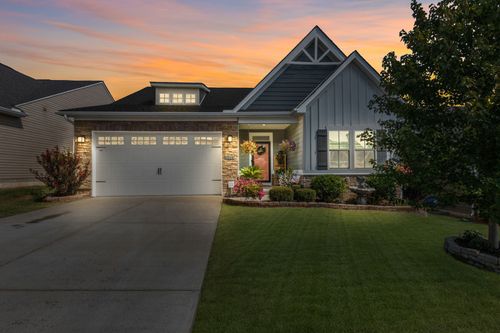 1014 Carnation Dr, Smyrna, TN, 37167-1737 | Card Image