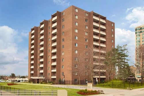 303-82 Millside Dr, Milton, ON, L9T4A1 | Card Image