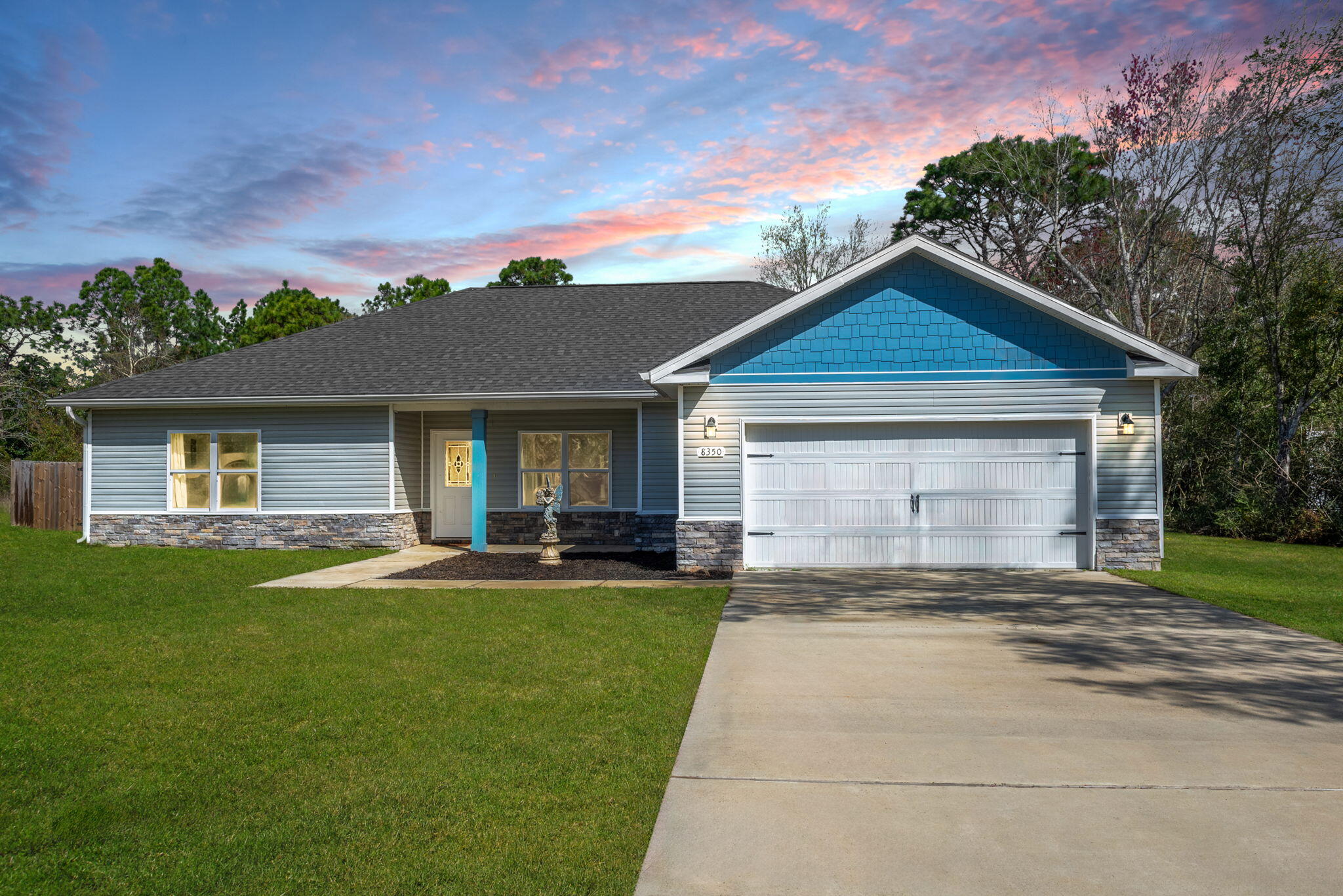 Sierra St, Navarre, FL 32566