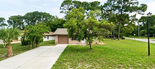 8445 Dunnellon Rd, Weeki Wachee, FL, 34613-7474 | Card Image