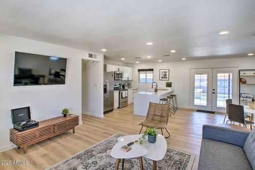 1233 E Marny Rd, Tempe, AZ, 85288-1810 | Card Image