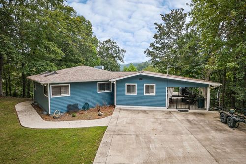 290 Spring Cir, Smithville, TN, 37166 | Card Image