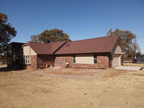 285744 E County Road 1690 Road, Marlow, OK, 73055 | Card Image
