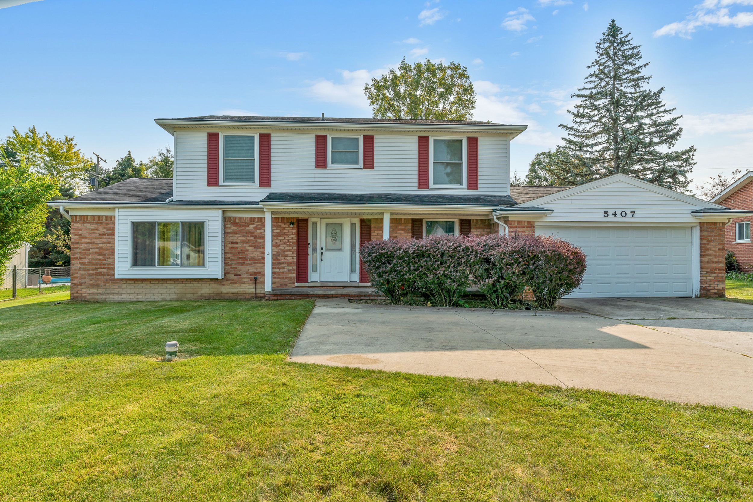 Jerome Ln, Grand Blanc, MI 48439