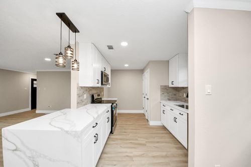 20322 Bishops Gate Ln, Humble, TX, 77338-2715 | Card Image