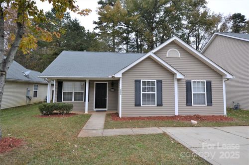 3413 Kelsey Emma Ct, Charlotte, NC, 28269-4140 | Card Image