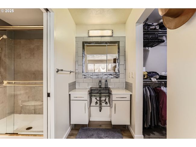 APT-5E - 48 Eagle Crest Dr, Condo with 2 bedrooms, 2 bathrooms and 1 parking in Lake Oswego OR | Image 9