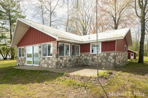 3668 Sunny Dr, Sears, MI, 49679-8147 | Card Image