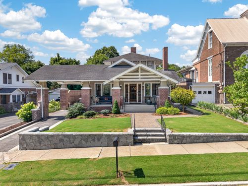 203 Maple St E, Fayetteville, TN, 37334-3417 | Card Image