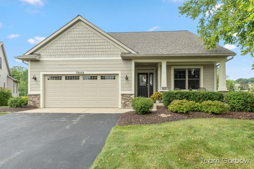 bldg-10-7949 Black Cherry Ct, Caledonia, MI, 49316-7462 | Card Image