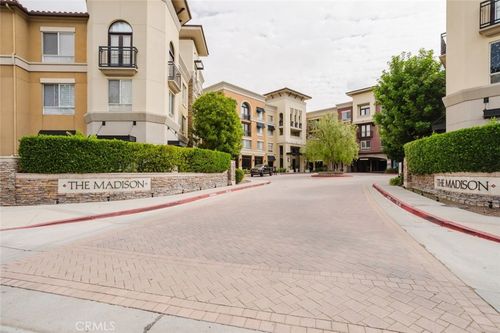 7205-24505 Town Center Dr, Valencia, CA, 91355 | Card Image