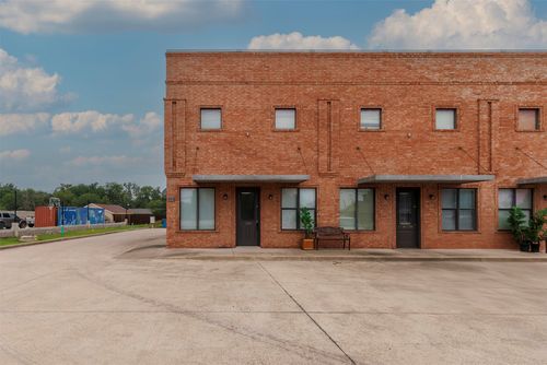 apt-100-202 W Jefferson St, Palmer, TX, 75152-9720 | Card Image
