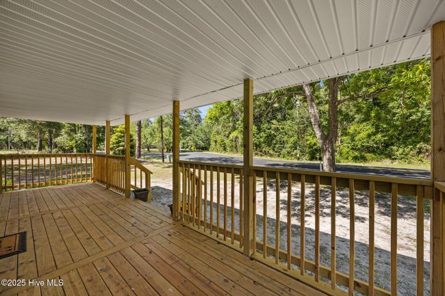 10378 Neuse Rd, House other with 3 bedrooms, 2 bathrooms and null parking in Grantsboro NC | Image 4
